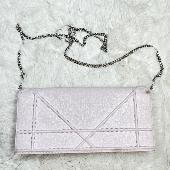 CHRISTIAN DIOR Grained Calfskin Leather Diorama Clutch Light Pink - Picture 2 of 13